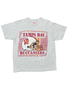  90's tampa bay buccaneers tee