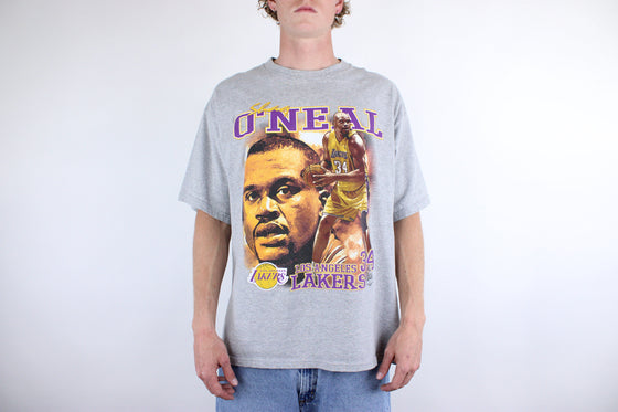 2000s lakers shaq o'neal tee