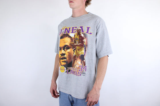 2000s lakers shaq o'neal tee