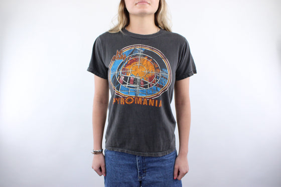 Vintage 80s deaf leppard pyromania band tee