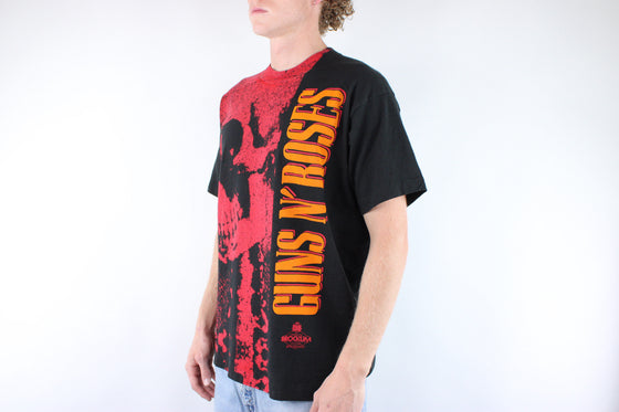 1992 guns n roses tee