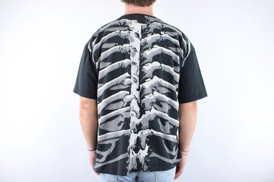 1992 liquid blue skull big print tee